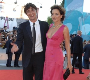 Riccardo Scamarcio si sposa