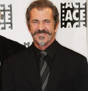 Svelato il motivo del look di Mel