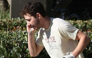 Shia LaBeouf dall’urologo