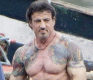 Sly si è rotto il collo