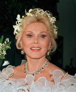 Anca rotta per Zsa Zsa Gabor