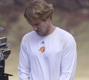 Pipì sul green per Owen Wilson