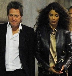 Hugh Grant si diverte in Italia