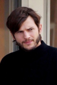 Jobs: Get Inspired, le prime immagini di Ashton Kutcher
