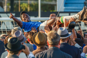 Pelé, il trailer italiano del film con Vincent D’Onofrio